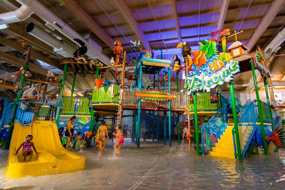 What are some indoor water parks in New Jersey?