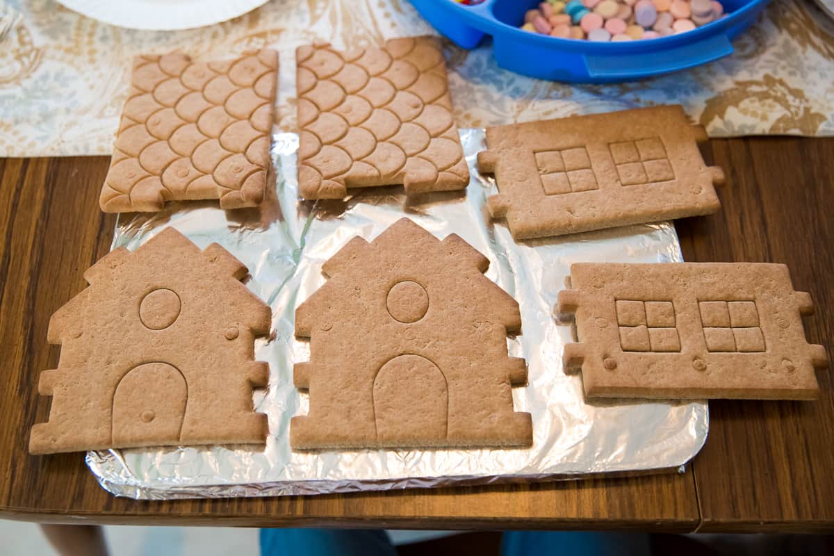 Daily Mom parents portal gingerbread party 4