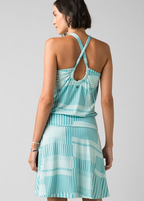 12 Sizzling Summer Dresses For The Beach