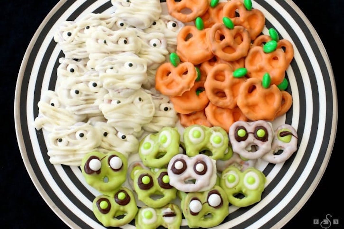 31 Scary Good And Super Easy Halloween Treats