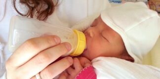 Breastmilk Storage: 6 Helpful Guidelines, Plus Tips & Tricks