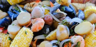 How To Make The Perfect Summer Clam Bake