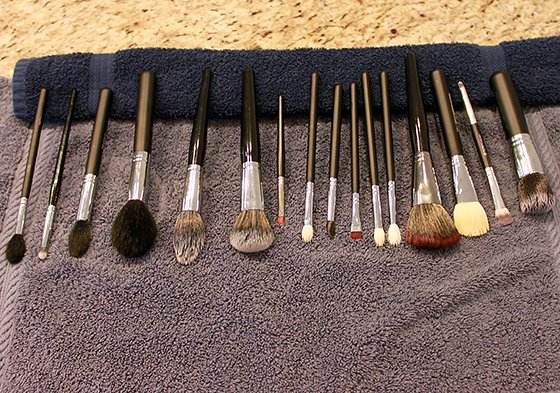 How To Properly Clean Your Makeup Brushes 4 Daily Mom, Magazine For Families
