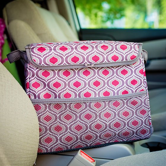 10 Must-Have Items to Have in Your Car if You Have Kids!