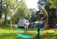8 Great Games For Family Reunions