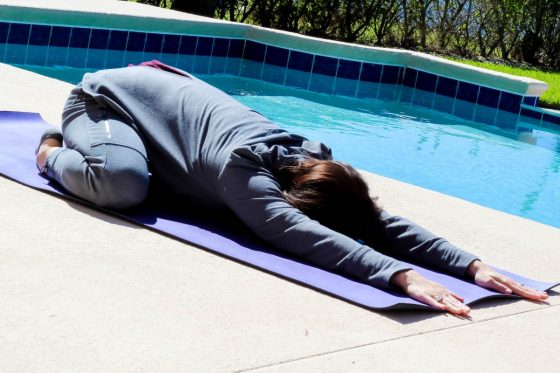 5 Safe Hip Stretches For Pregnancy To Help Hip Pain