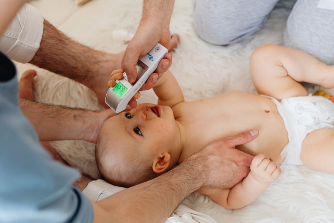 When Baby Has A Fever: Using Feverall And 4 Safe Treatments To Try