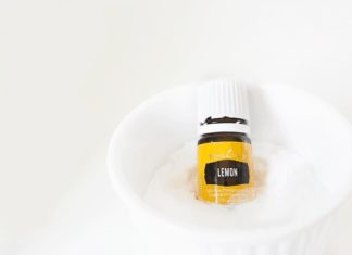 10 Uses For Lemon Essential Oil