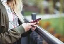 Five Tips To Save Money On Your Cell Phone Service