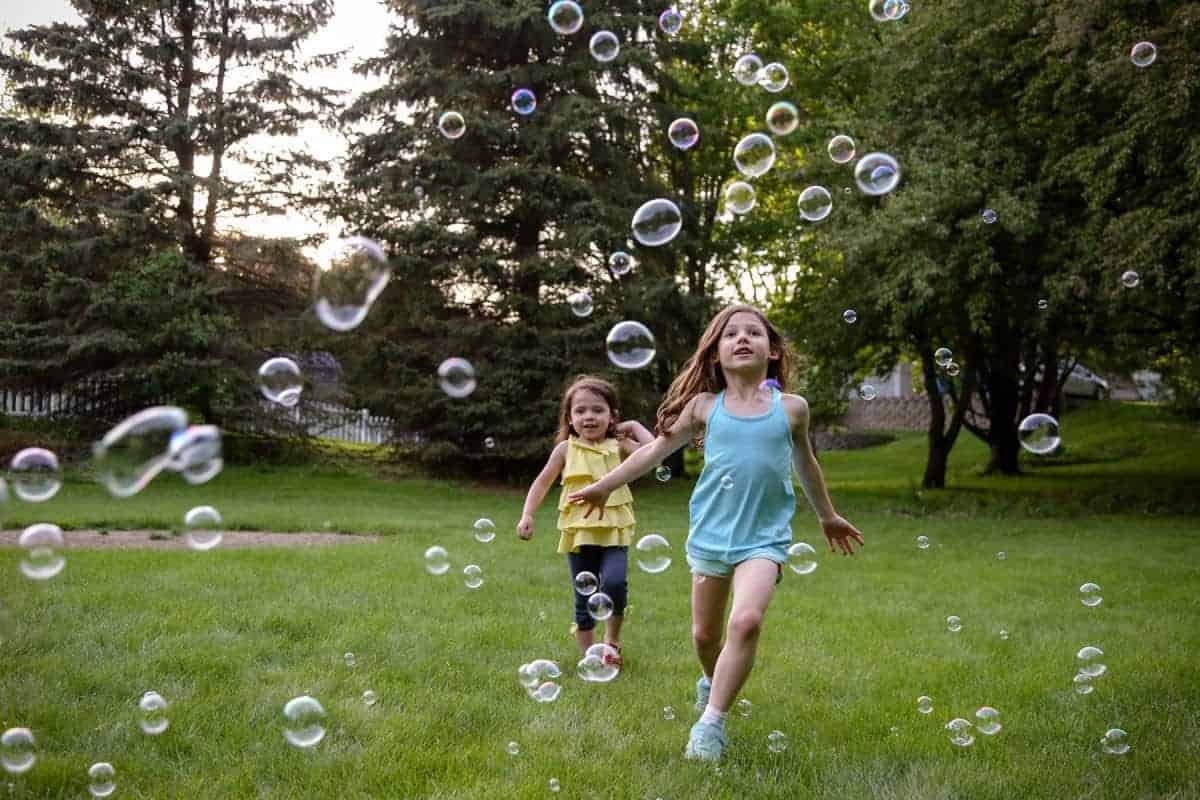Backyard Bubbles For The Win - Introducing Fobble's Bubble Machine