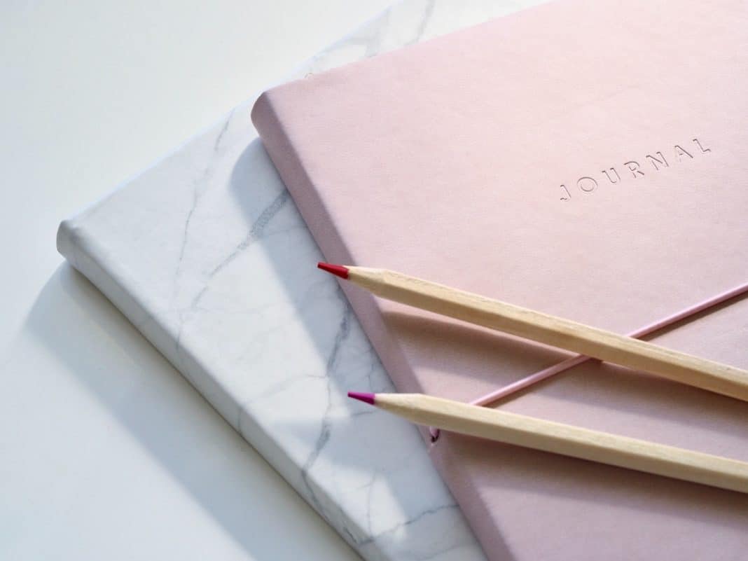 Daily-mom-parent-portal-how-to-start-a-journal-a-guide-for-parents