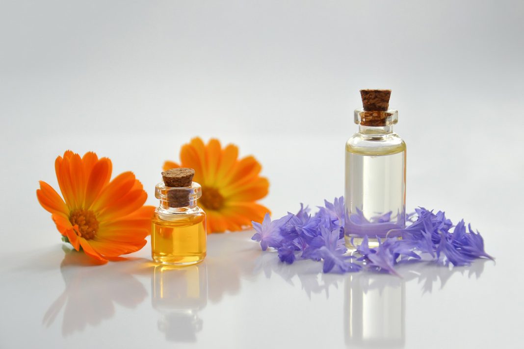 daily-mom-parent-portal-essential-oils-for-skincare