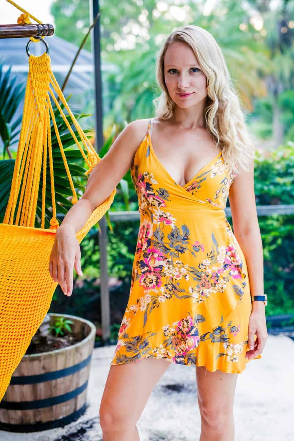 14 Cute Summer Dresses For Tall Women