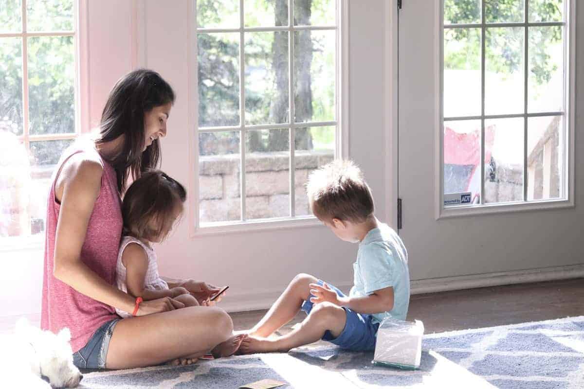5 Ways To Build A Positive Home & How It Will Benefit Your Children Long-term