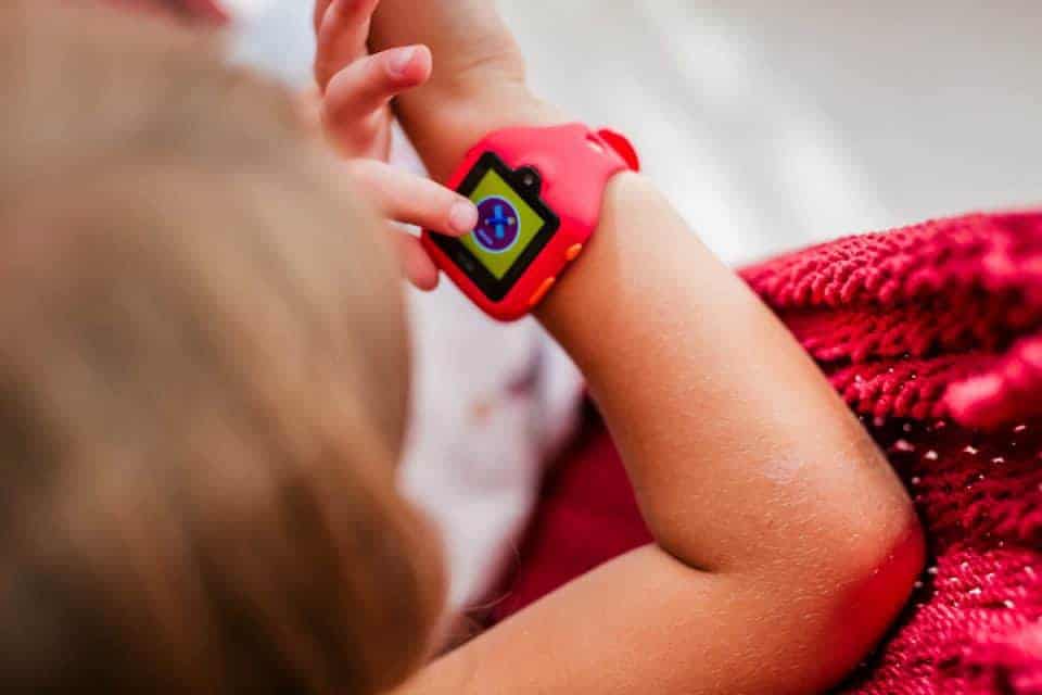 dokiWatch Phone Smartwatch For Kids Hits Kickstarter From $99 (video) - Doki  Technologies has launched a new smartwatc… | Smart watch, Wearable phone,  Watch deals