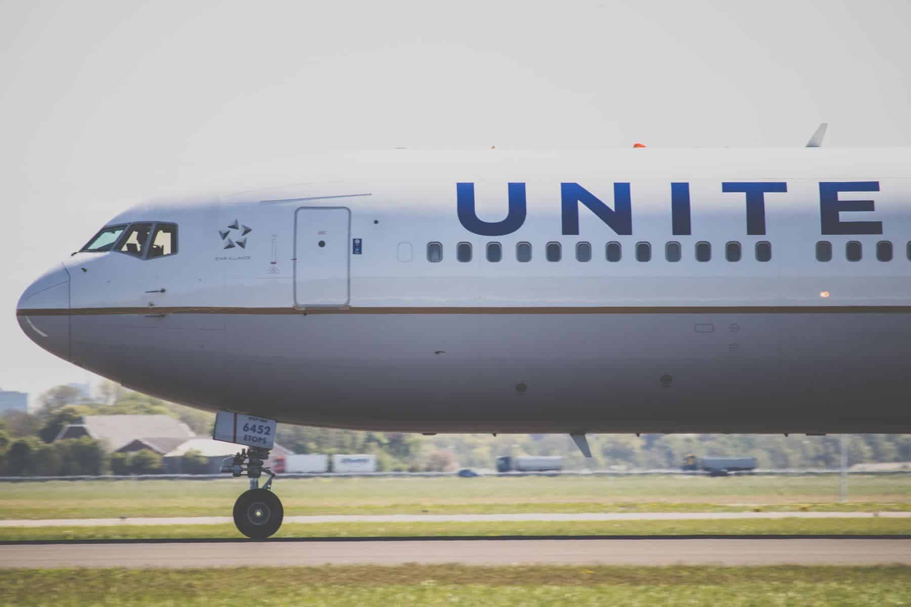 Mom Is Told Her Baby Isn't Allowed To Cry For More Than 5 Minutes On A United Flight