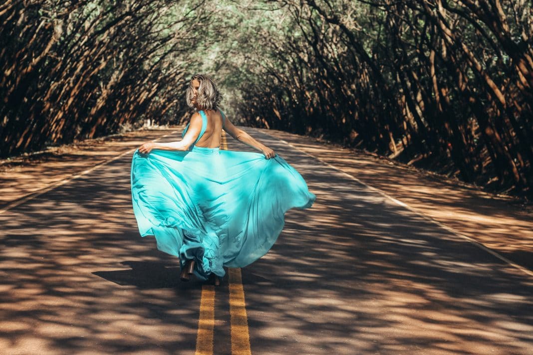 gown