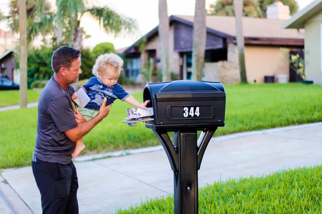 15 Things Your Mail Carrier Wants You To Know