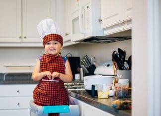 Holiday Baking With Kids Made Easier