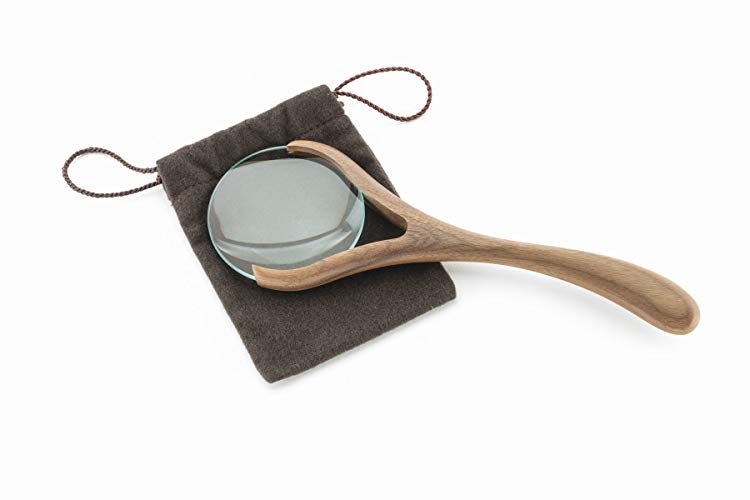 Daily-Mom-Parent-Portal- Cool Gadgets - Magnifying Glass