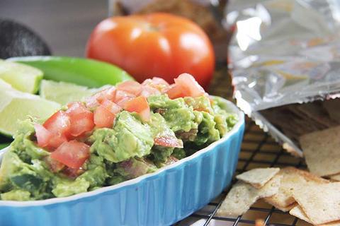 5 Easy And Healthy Super Bowl Recipes Your Friends Will Love