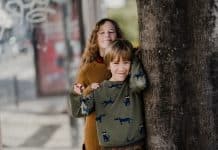 4 Ways to Help Your Kids Deal With Sibling Jealousy 4 Ways To Help Your Kids Deal With Sibling Jealousy
