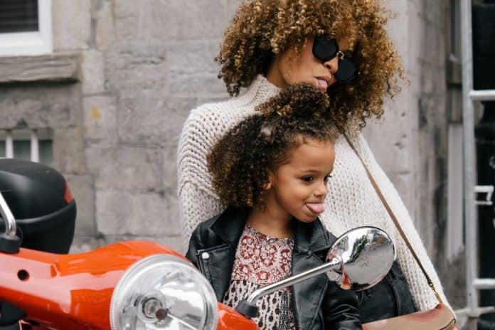4 Ways To Help Your Kids Deal With Sibling Jealousy