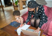 How to Grow a Baby and a Business as a Momtrepreneur working mom