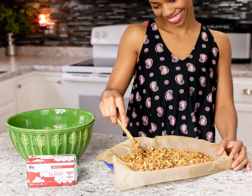 10 Healthy Granola Bars Recipes For Moms On The Go