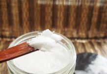 Diy Coconut Oil And Baking Soda Facial
