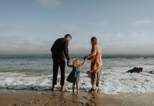 12 Tips For Positive And Peaceful Parenting