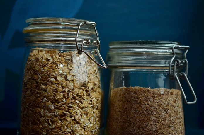 4 Reasons To Do An Oatmeal Face Mask