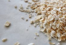 4 Reasons To Do An Oatmeal Face Mask