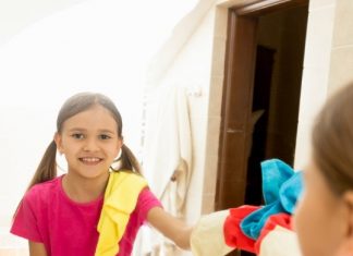 4 Smarter Ways To Teach Your Kids To Clean Bathrooms