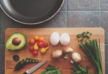 How To Handle Postpartum Food Allergies