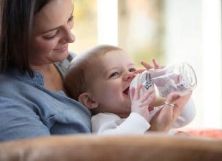 Best Baby Essentials: Tommee Tippee Closer To Nature Bottle