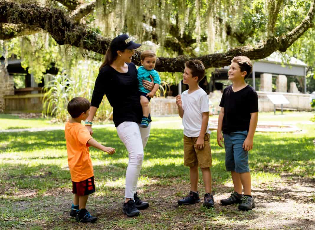 5 Tips For Family Hiking This Summer 5 Tips For Family Hiking This Summer