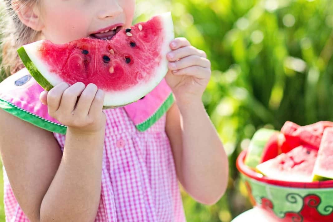 How To Host The Perfect Summer Picnic