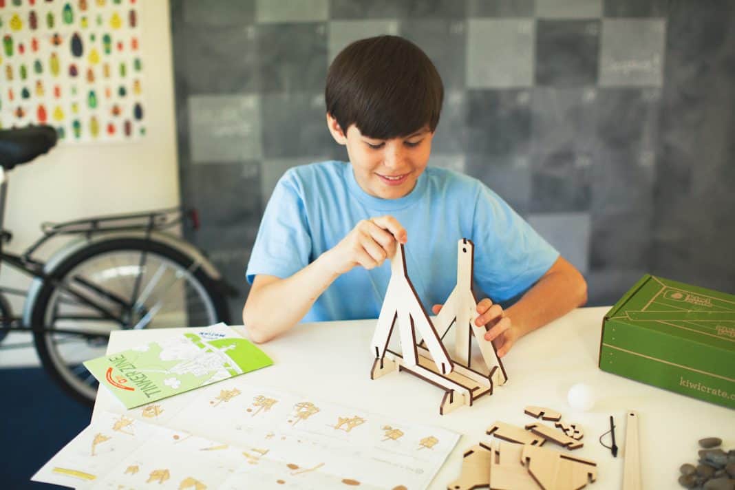 Kiwico Crates: A Monthly Subscription Box For Every Kid