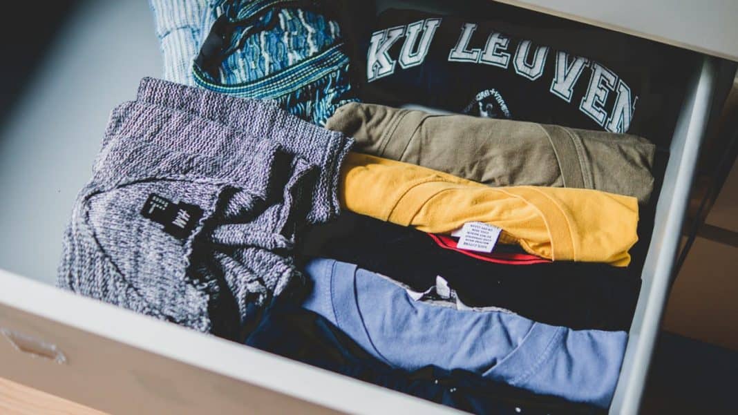 How To Organize A Small Closet