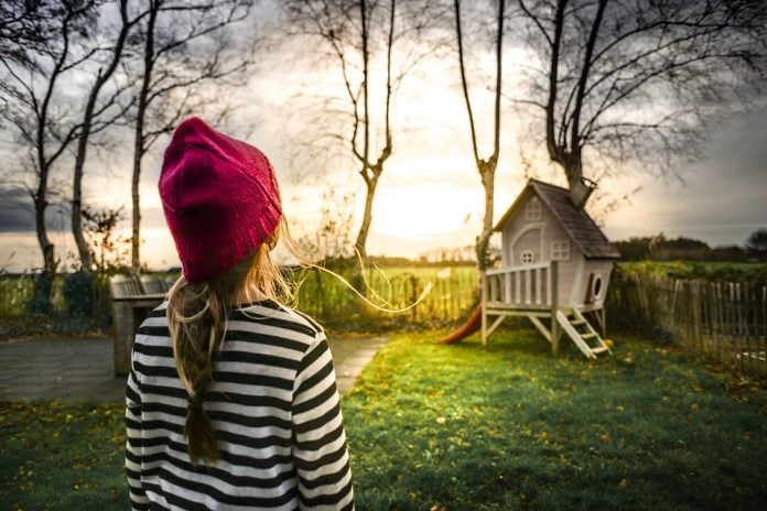 3 Unique Ways To Enjoy Autumn Scenery On A Budget