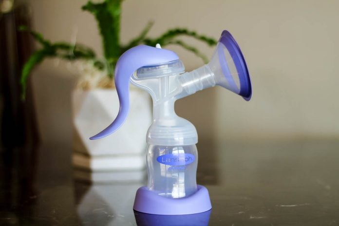 National Breastfeeding Month: 10 Items A Nursing Mother Needs