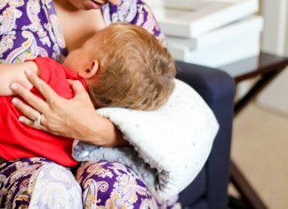 National Breastfeeding Month: 10 Items A Nursing Mother Needs