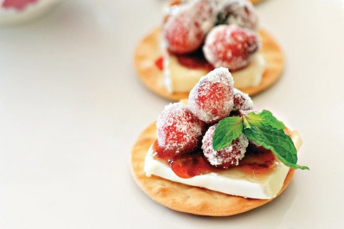 15 Crowd-pleasing Holiday Party Appetizers