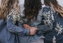 Moon Gatherings: All You Need to Know to Experience One Moon Gatherings: All You Need To Know To Experience One
