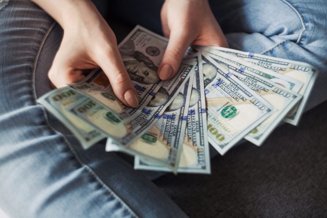 9 Easy Ways For Making Money Off Apps