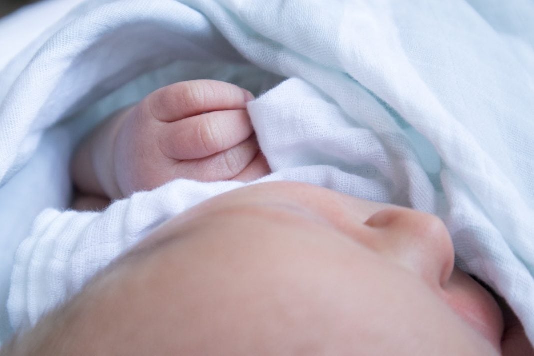How To Swaddle Your Baby Like A Pro Every Time