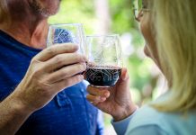 16 Perfect Mother’s Day Gifts for Your Mother In Law Clear Stem