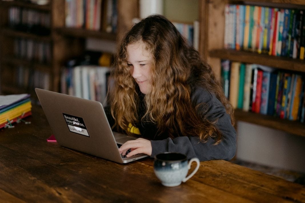 A Complete List Of Free (or Cheap) Online Educational Homeschooling  Resources For Kids