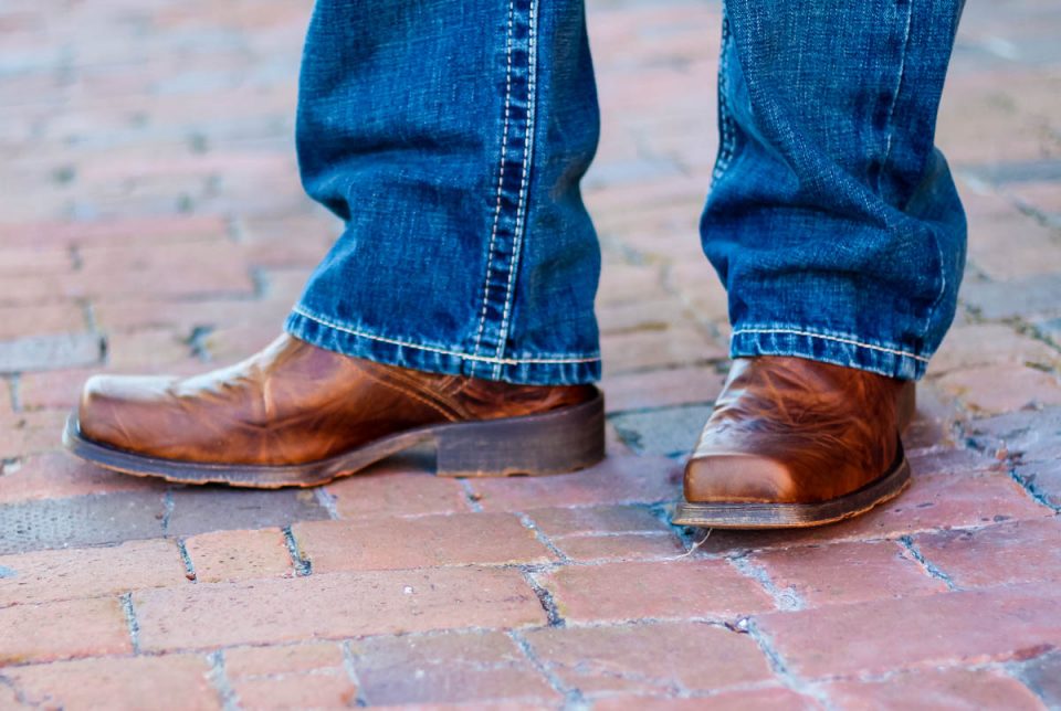 The Best Men's Footwear For Father's Day » Read Now!